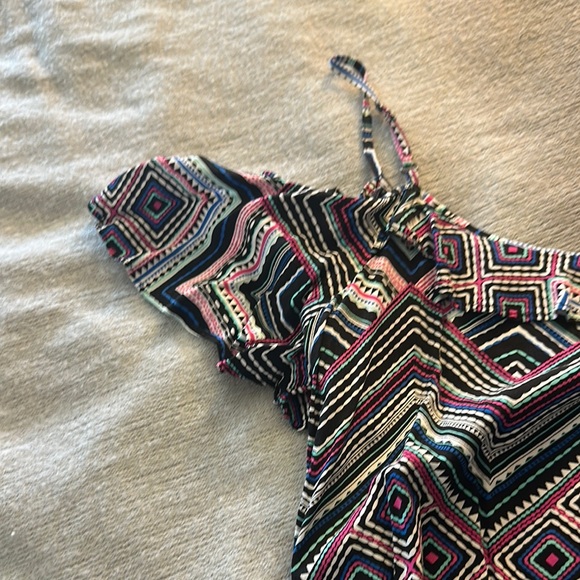 Stylish Geometric Dress - Pink, Blue, Black - Picture 3 of 4